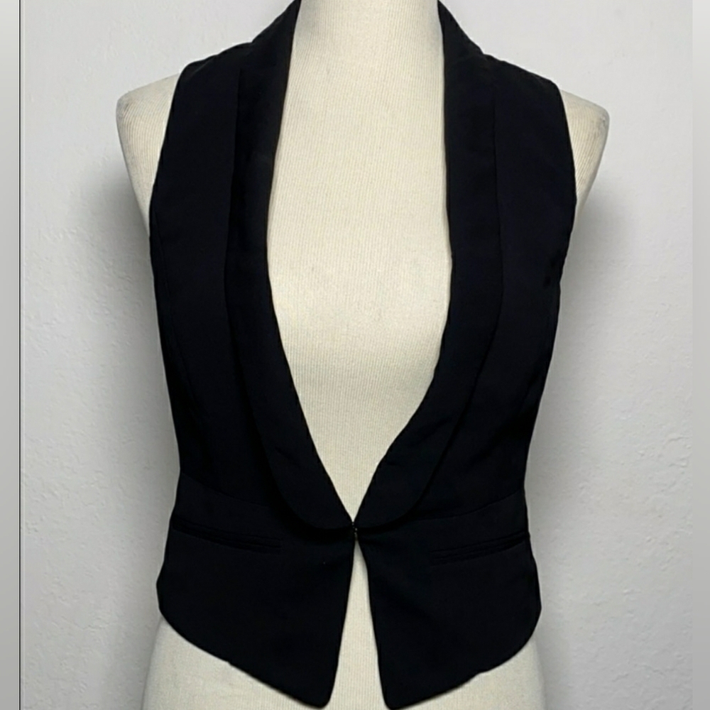 Forever 21 vest junior misses size